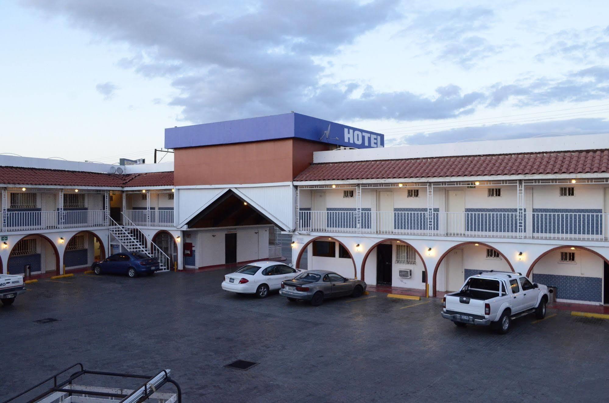 Hotel Boulevard Mexicali Exteriér fotografie